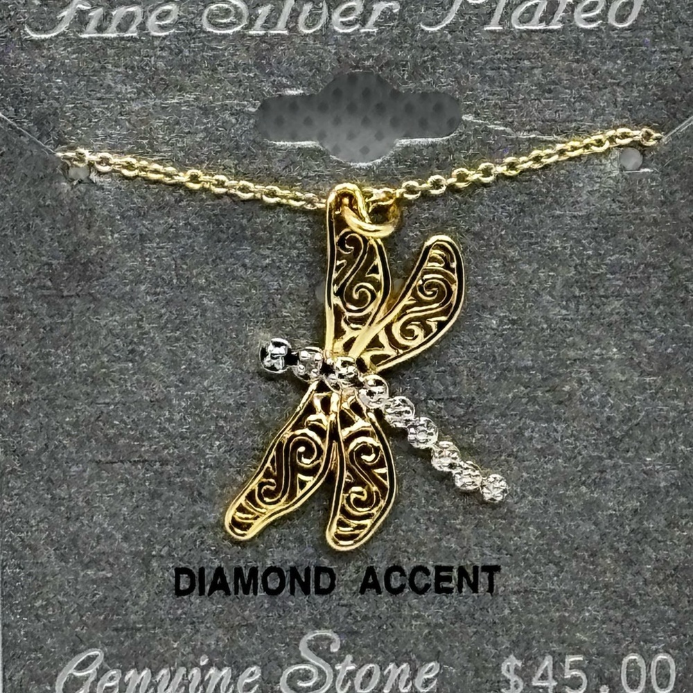 DRAGONFLY NECKLACE